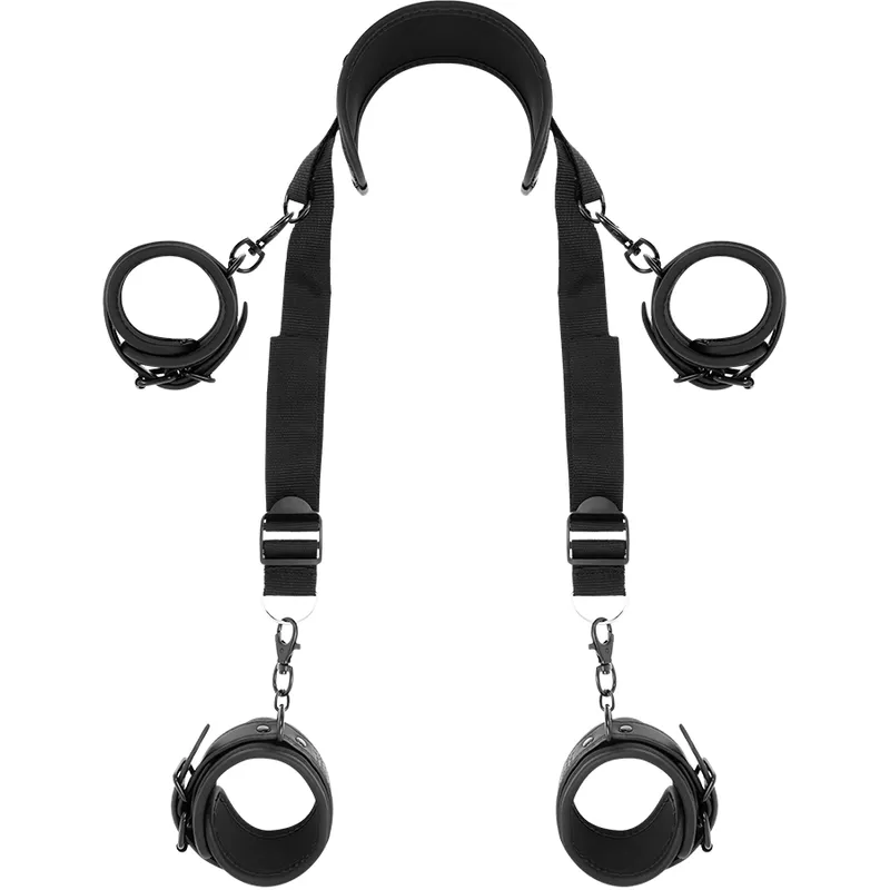 FETISH SUBMISSIVE - POSITION MAÎTRE AVEC 4 MENOTTES DOUBLÉES DE NOPRÈNE
