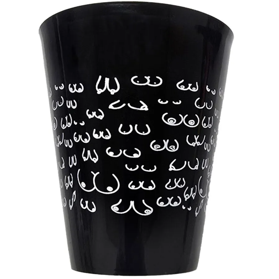 DIABLO PICANTE - TASSE NOIRE 500 ML AVEC SEINS BLANCS